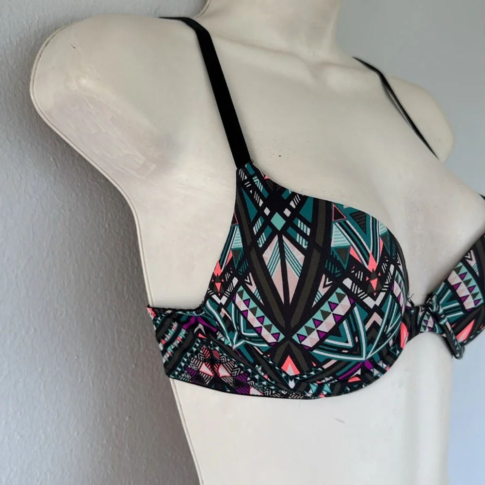 PINK Victoria’s Secret colorful neon geometric wear everywhere push up bra 32A